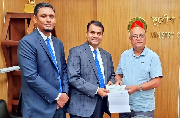 Shahjalal Islami Bank PLC donated Tk. 1 crore 50 lac to Chief Adviser Relief & Welfare Fund for help of flood affected people