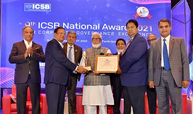 Shahjalal Islami Bank won Gold Award (1st Position) in 9th ICSB National Award for Corporate Governance Excellence-2021