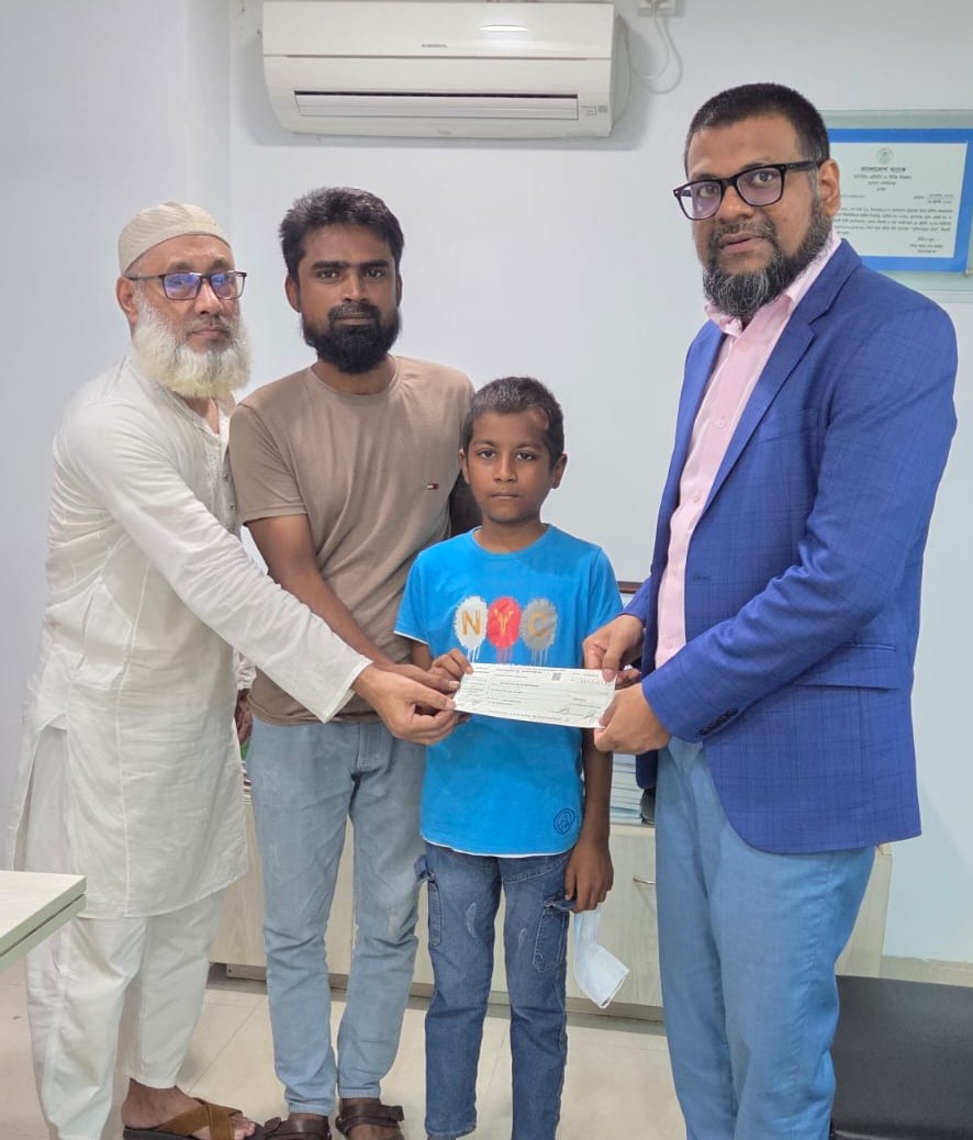 Shahjalal Islami Bank Foundation provided financial assistance  of Tk. 10 (ten) lac for the treatment of blood cancer patient